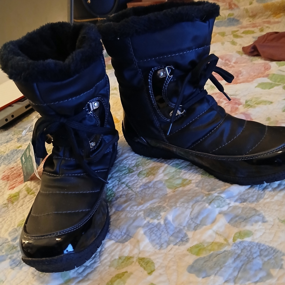 NWT WOMENS SIZE 8 BLACK SPORTO WINTER SNOW BOOTS